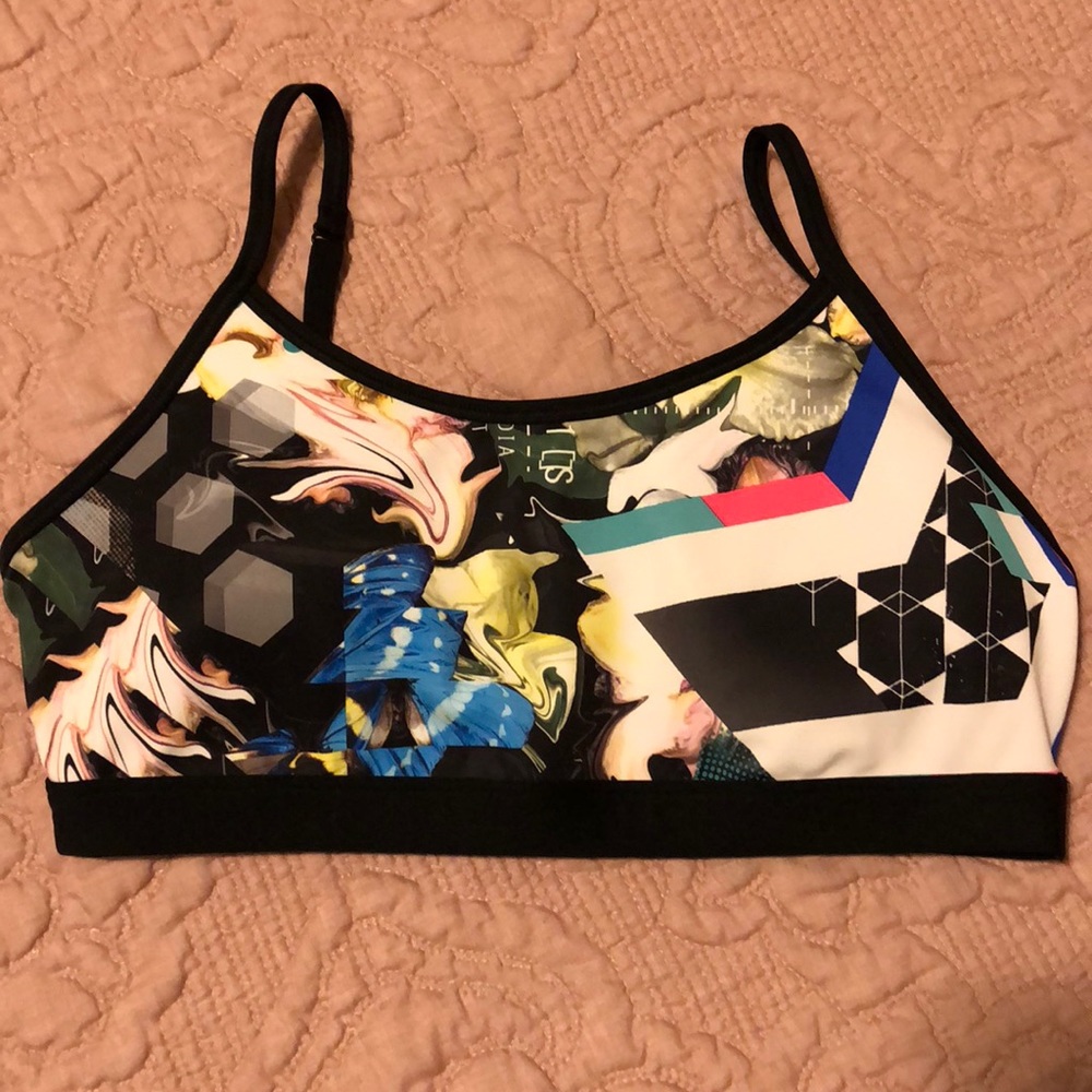 NWOT Reebok Sports Bra